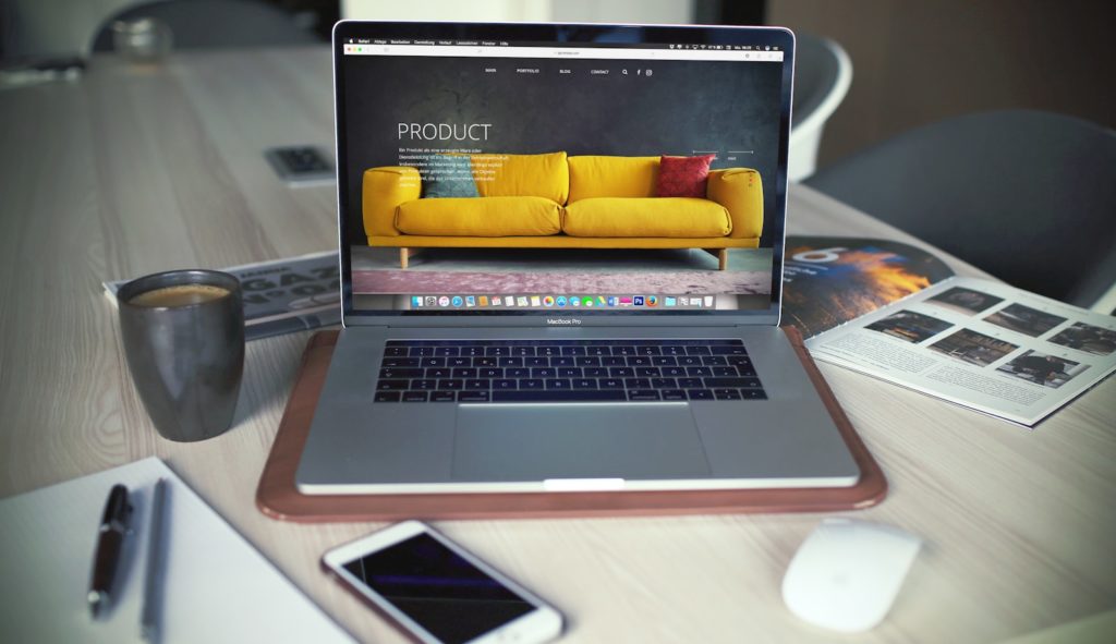 Boutique en ligne représentant le choix d'une plateforme e-commerce